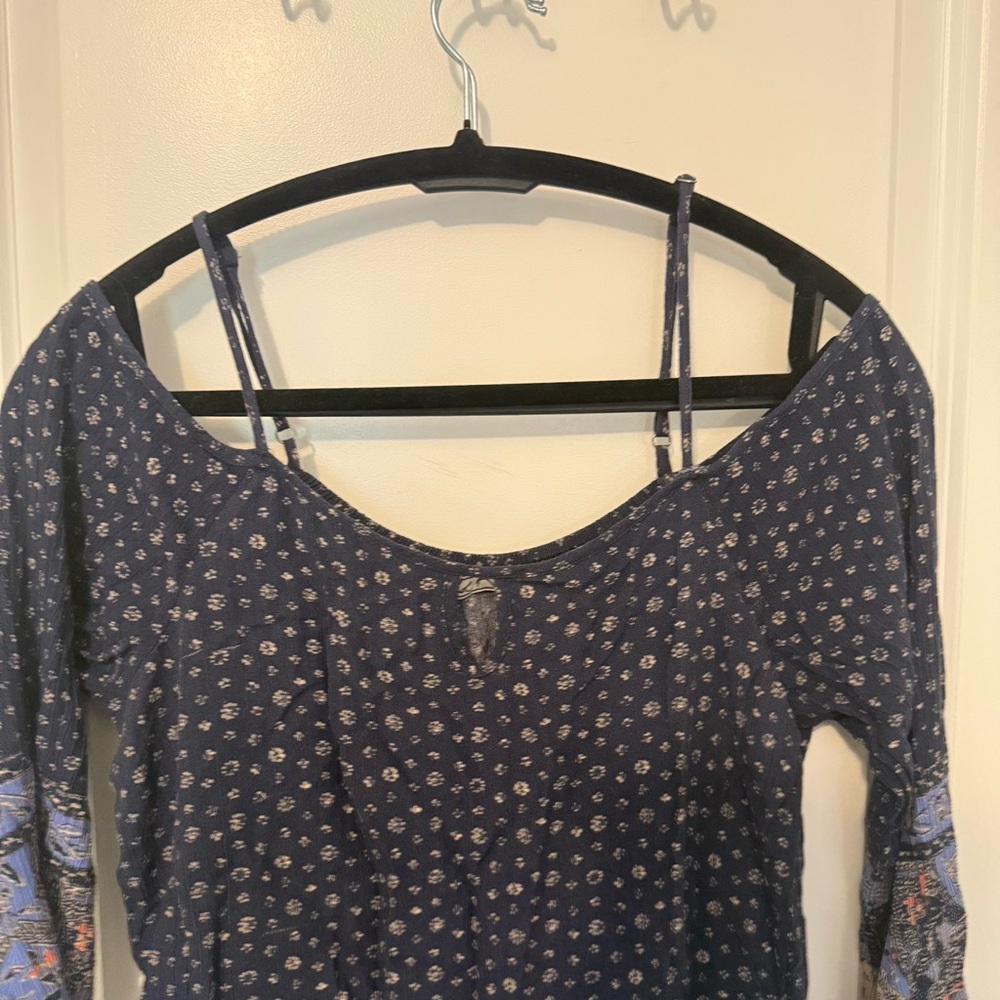 Women's Navy Blue Patterned Off-Shoulder Top - Picture 2 of 8